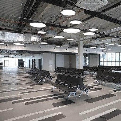 Кубообразный потолок в аэропорту, Запорожье